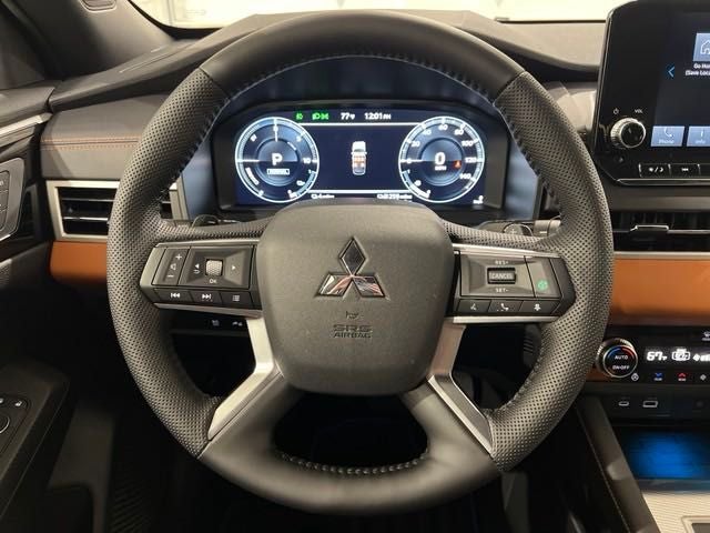 2023 Mitsubishi Outlander Plug-in Hybrid Vehicle 40th Anniversary