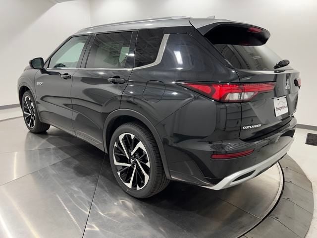 2025 Mitsubishi Outlander PHEV SEL Platinum Edition