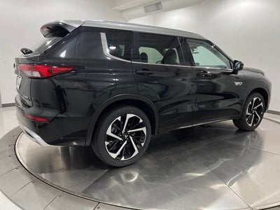 2025 Mitsubishi Outlander PHEV SEL Platinum Edition