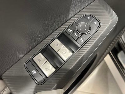 2025 Mitsubishi Outlander PHEV SEL Platinum Edition