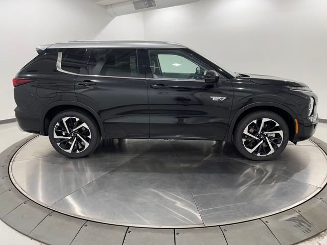 2025 Mitsubishi Outlander PHEV SEL Platinum Edition